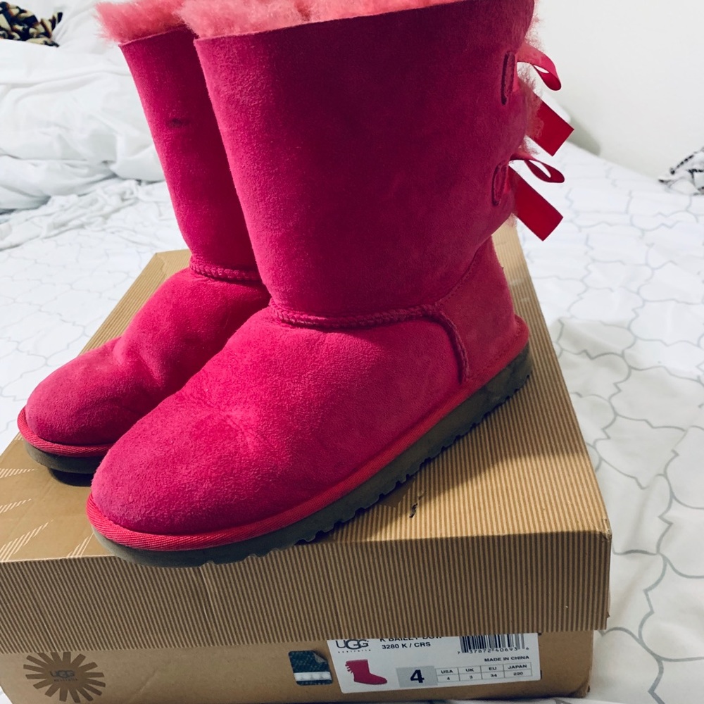 Ugg Bailey bow